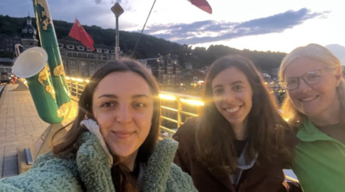 International Exchange: Coordination CRH Welcome Isabel and Vivien to Belgium!